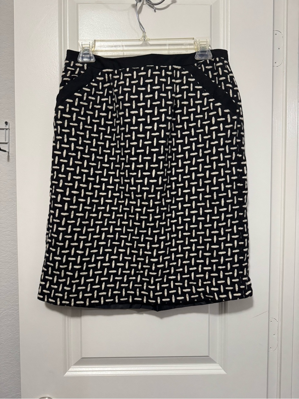 Talbots Vintage Black and White Wool Geometric Pencil Skirt